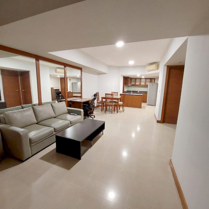 Disewakan Taman Anggrek Renov City dan Garden View New Furnish