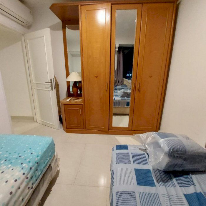 Sewa taman Anggrek Lantai tinggi 2 kamar tidur