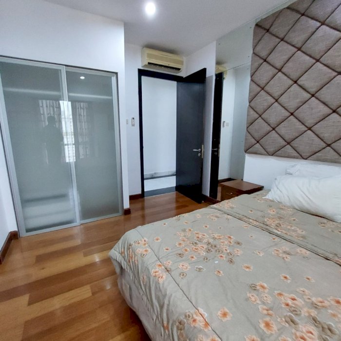 Jual aapartemen somerset permata berlian