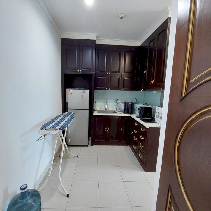 For Rent Residence 8  US 2,200 per month and minimun 12 months