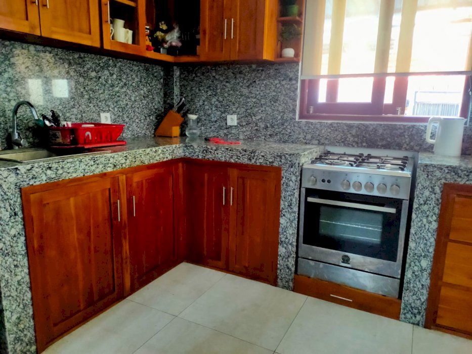Dijual rumah lantai 2 kawasan jl tukad bilok sanur  denpasar