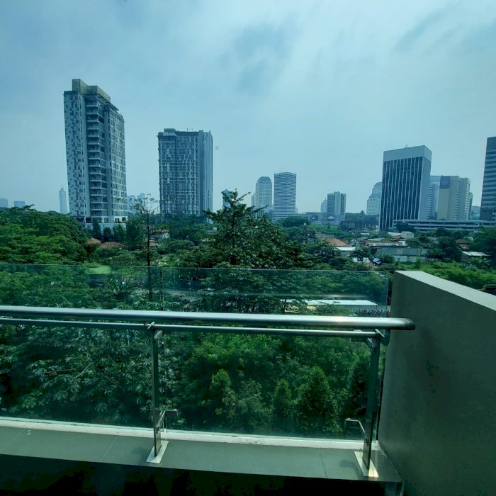 Sewa apartemen residence 8 senopati dengan harga spesial