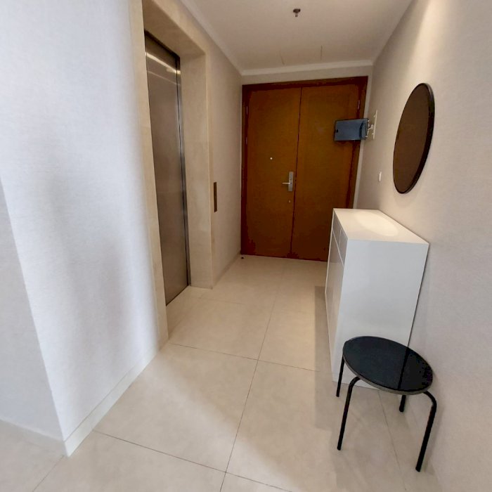 For Rent Taman Anggrek Residence Unit 3+1 BR High Fl