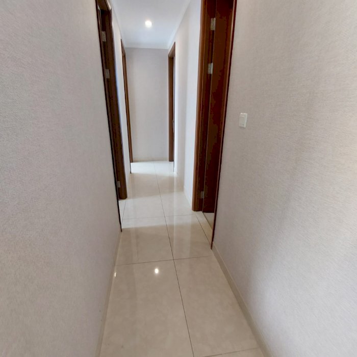 For Rent Taman Anggrek Residence Unit 3+1 BR High Fl