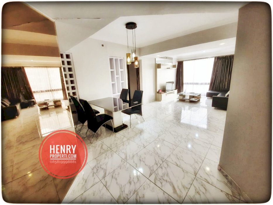 sewa apartemen 3br dengan view city lantai tinggi