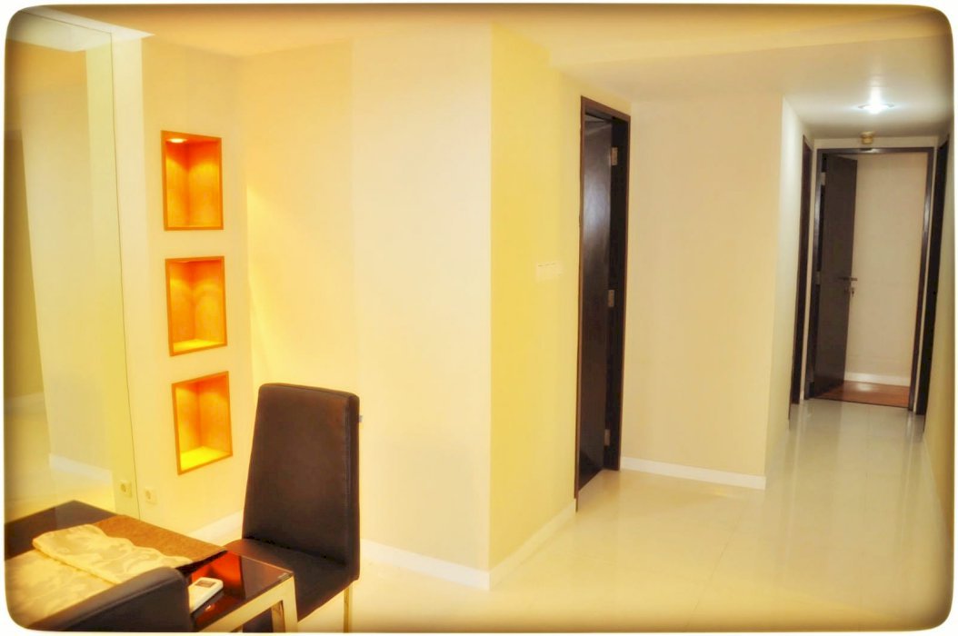 Dijual Unit Spesial 3+1BR City View di Taman Anggrek Condominium