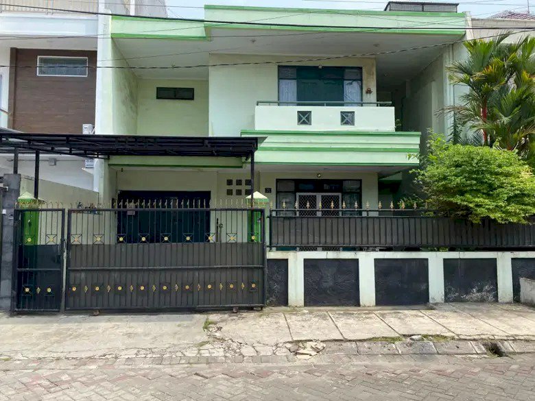 Di Jual Rumah mewah dekat mall green sedayu