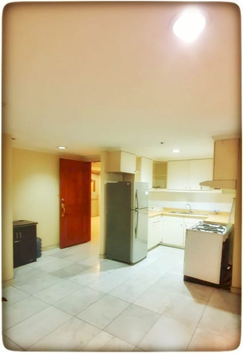 Dijual Unit Sudut 2 kamar tidur Park View di Taman Anggrek Condominium