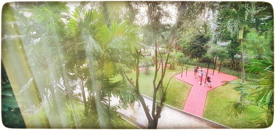 Dijual Unit Sudut 2 kamar tidur Park View di Taman Anggrek Condominium
