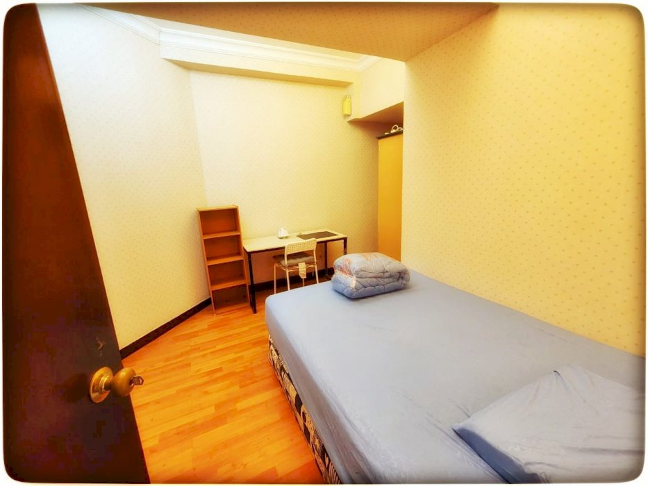 Disewakan Taman Anggrek 2+1BR Full Furnish dan sudah renov