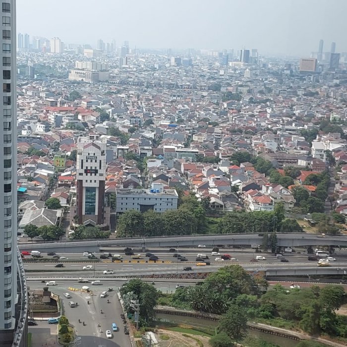 sewa apartemen taman anggrek jakarta barat