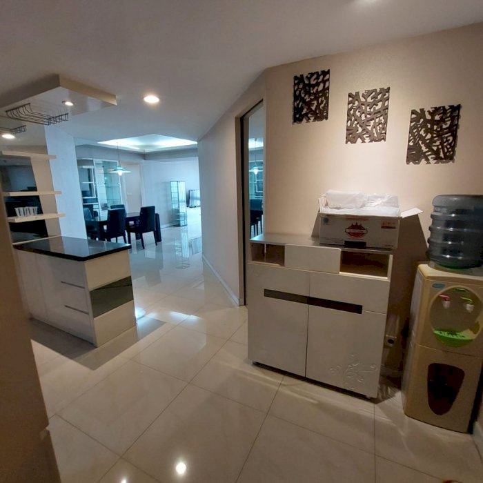 Apartemen Taman Anggrek Sewa Pertahun 90 juta 2 kamar tidur