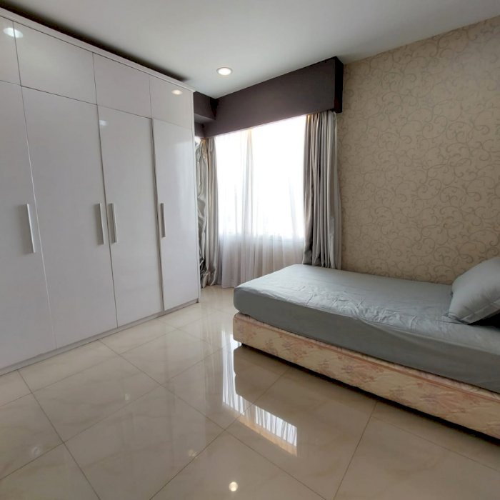 Apartemen Taman Anggrek Sewa Pertahun 90 juta 2 kamar tidur