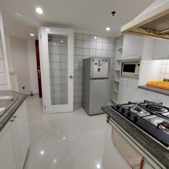 sewa apartemen taman anggrek garden view fasilitas lengkap