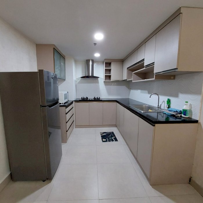 apartemen taman anggrek di sewa fasilitas 2 kamar tidur sudah renov
