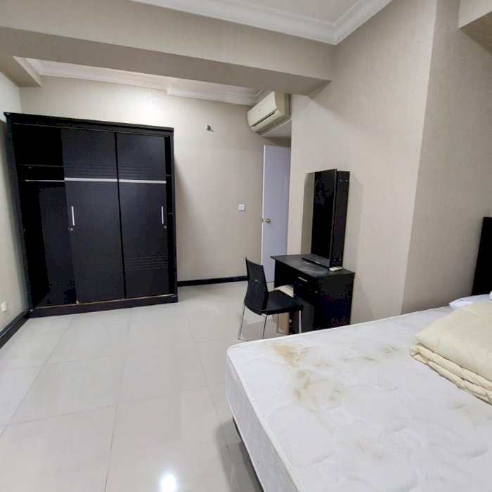 Taman Anggrek unit sudut harga sewa 90 juta pertahun