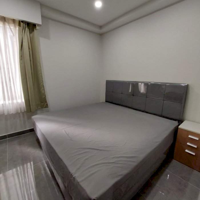 taman anggrek sudah renov harga 105 juta per tahun