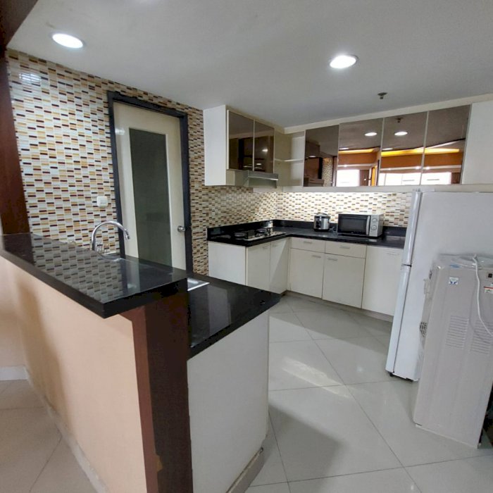 tamana nggrek di sewakan pertahun city view 2+1br