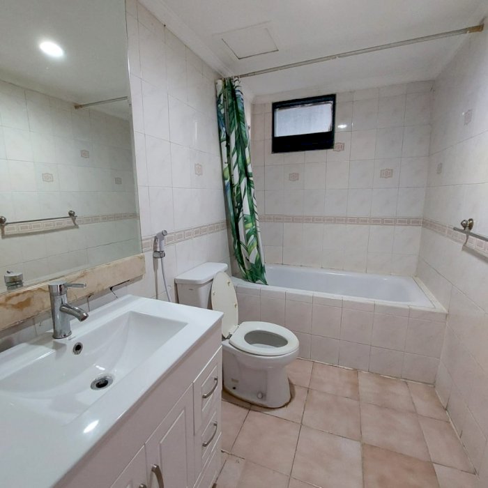 apartemen taman anggrek unit sudut 2br jakarta barat sewa pertahun