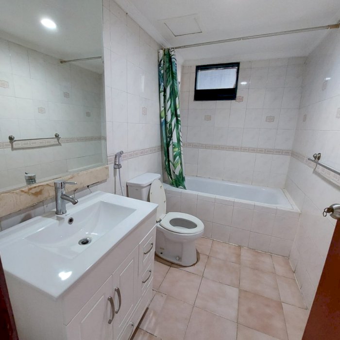 apartemen taman anggrek unit sudut 2br jakarta barat sewa pertahun