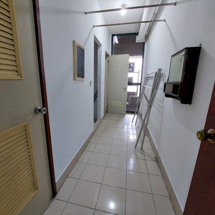 sewa apartemen taman anggrek 3 kamar tidur jakarta barat FF