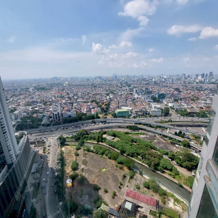 sewa apartemen taman anggrek harga 160 juta pertahun