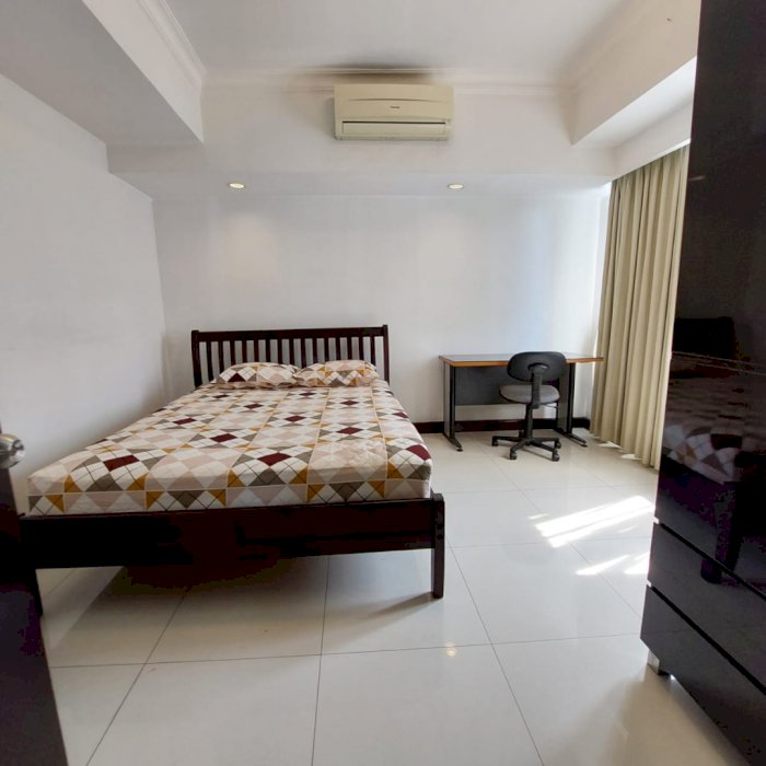 sewa apartemen taman anggrek harga 160 juta pertahun