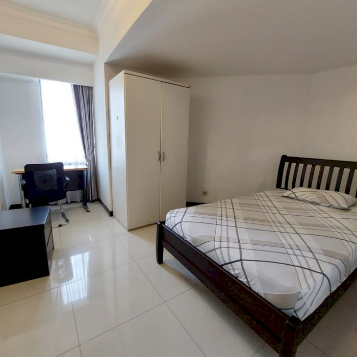sewa apartemen taman anggrek harga 160 juta pertahun