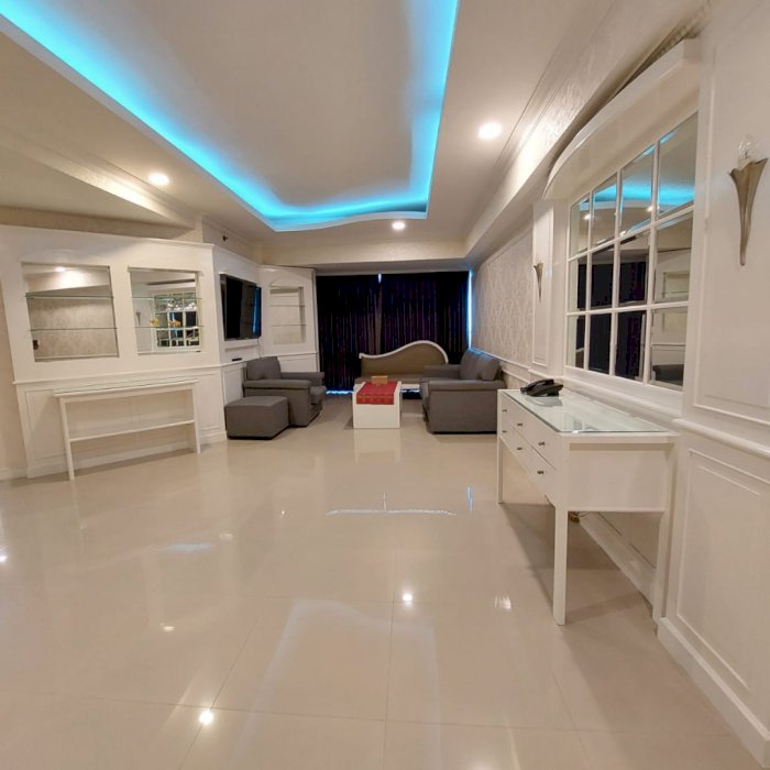 jual unit sudut taman anggrek 3 kamar tidur harga 3,1 milliar