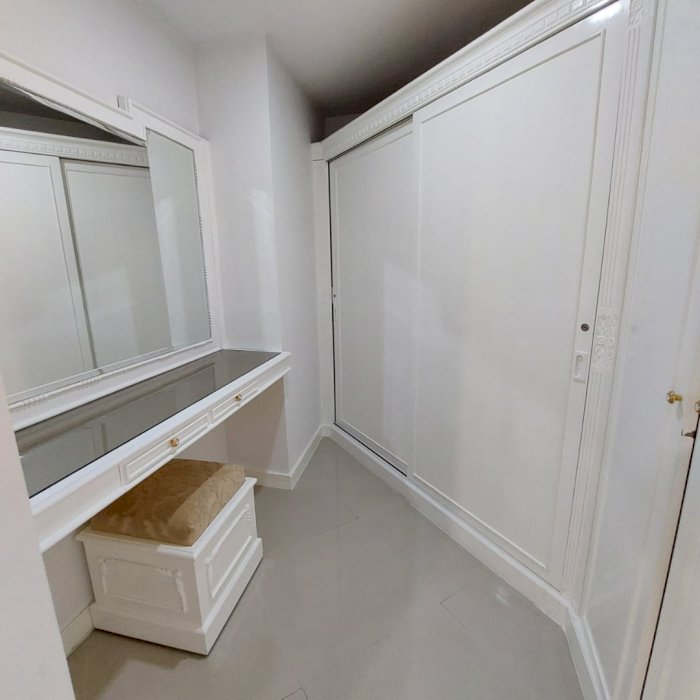 jual unit sudut taman anggrek 3 kamar tidur harga 3,1 milliar