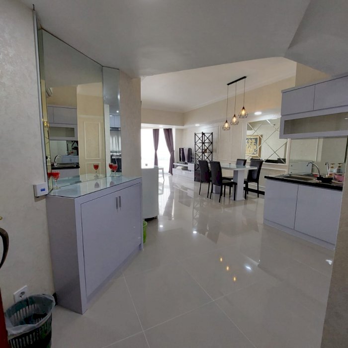 sewa apartemen taman anggrek harga 140 juta pertahun