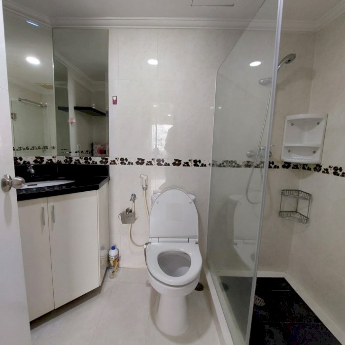 apartemen taman anggrek  unit bagus fasilitas lengkap