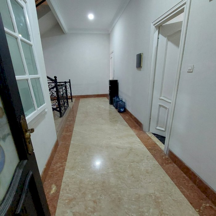 dijual rumah di menteng cocok buat investasi kondisi tersewa