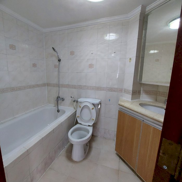 sewa apartemen taman anggrek tanjung duren harga 95 juta pertahun