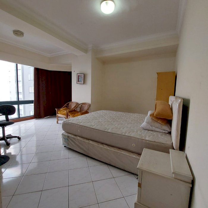 sewa apartemen taman anggrek jakarta barat fasilitas lengkap city view