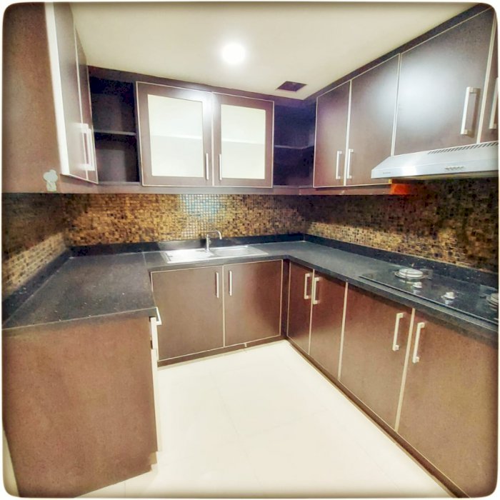 disewakan apartemen taman anggrek condominium harga 75 juta pertahun