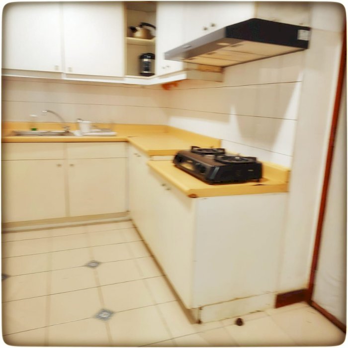 disewakan apartemen taman anggrek condominium harga 80 juta pertahun