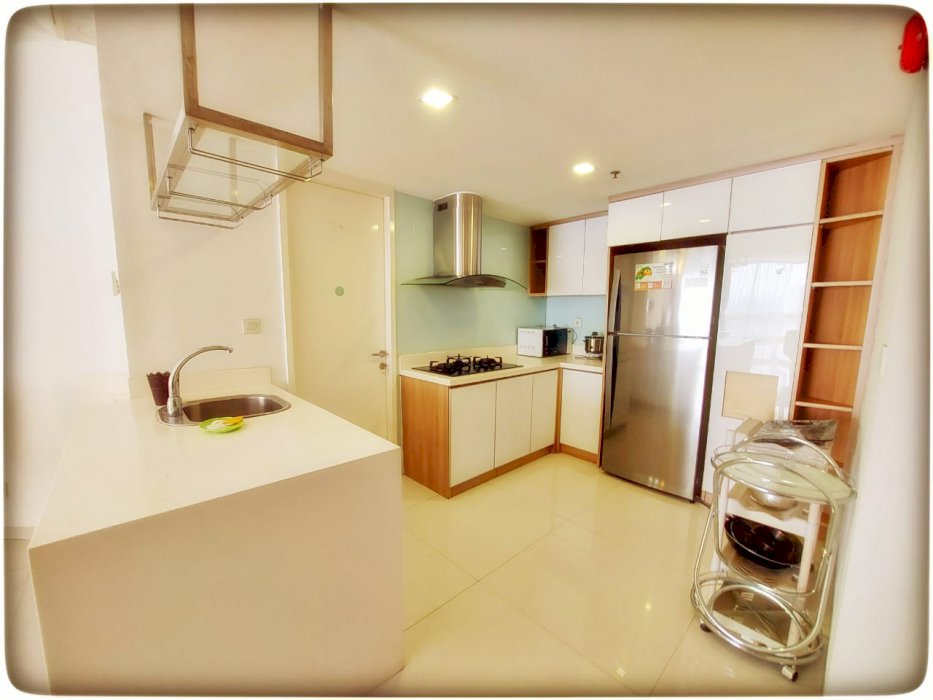 sewa 2 kamar tidur apartemen taman anggrek condominium jakarta barat