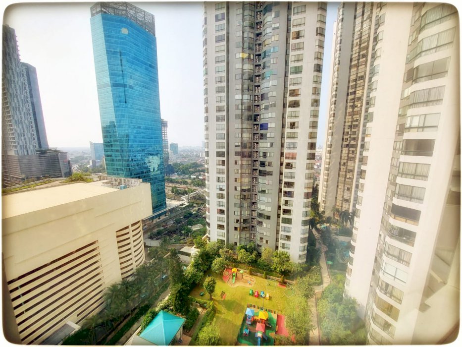 sewa 2 kamar tidur apartemen taman anggrek condominium jakarta barat