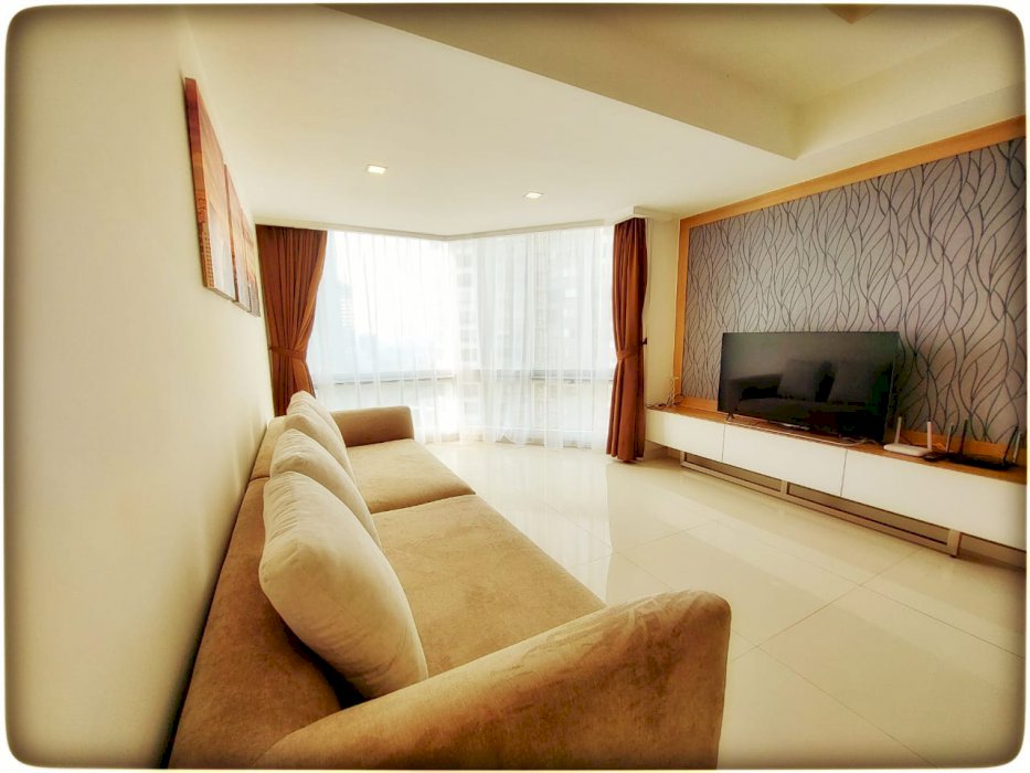 sewa 2 kamar tidur apartemen taman anggrek condominium jakarta barat