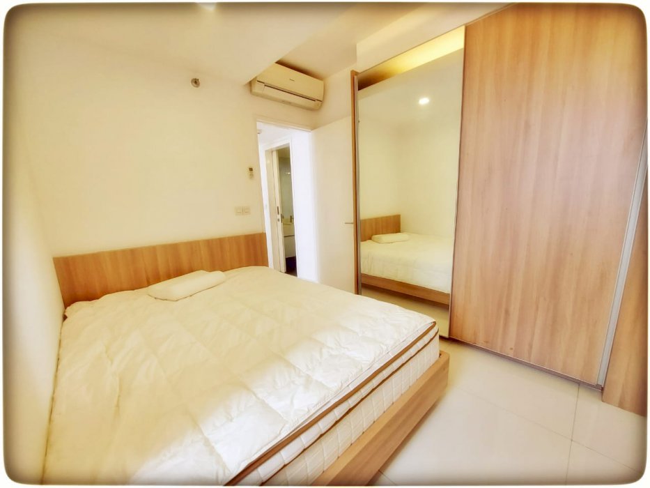 sewa 2 kamar tidur apartemen taman anggrek condominium jakarta barat