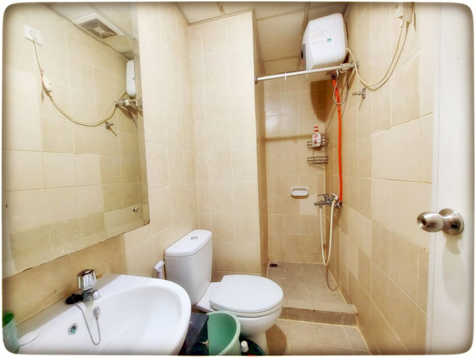 jual  Cepat 2BR Medit 2 Furnish Pool View Lantai Favorit Jarang Ada