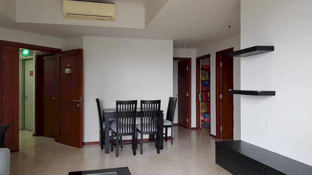 jual apartemen royal mediterania garden harga termurah private lift