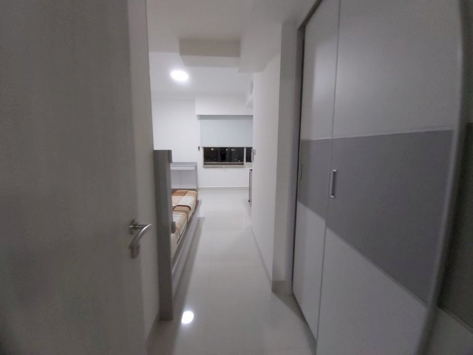 sewa apartemen taman anggrek condominium lantai tinggi sudah renov