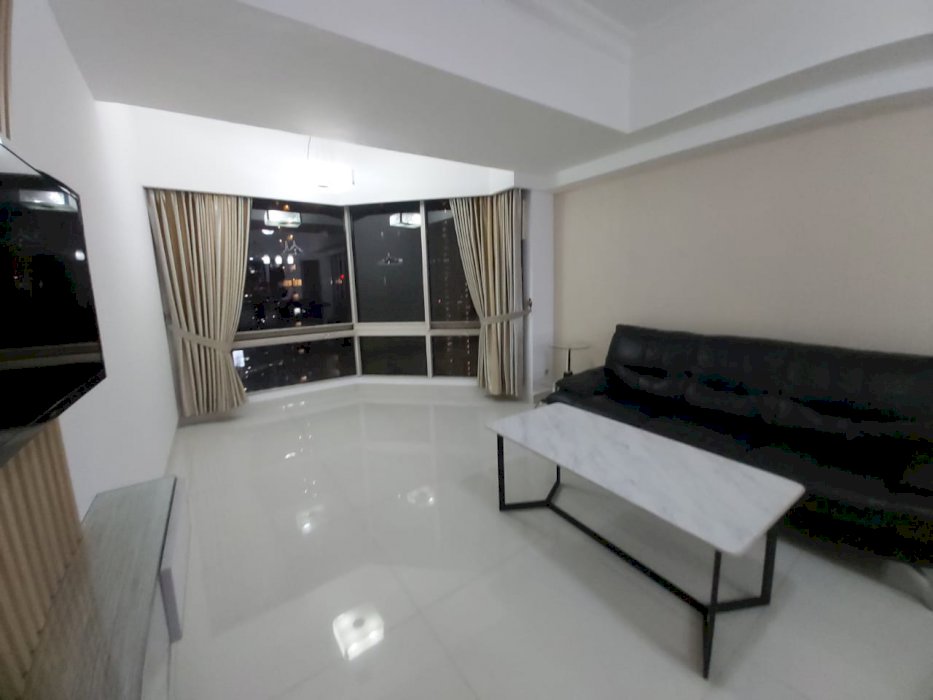 sewa apartemen taman anggrek condominium lantai tinggi sudah renov