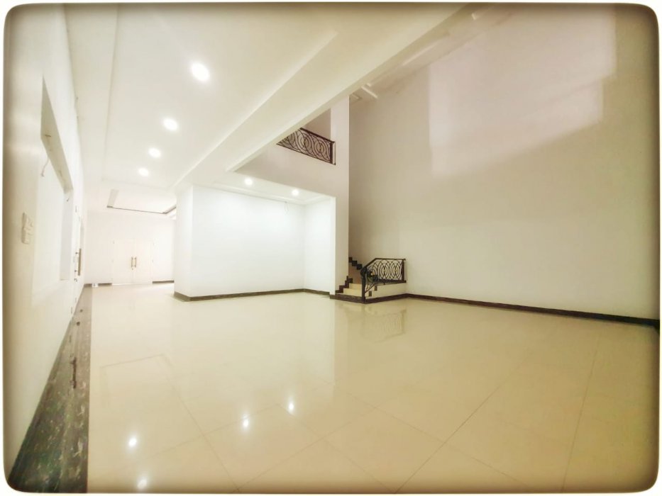 Disewa Rumah di Menteng, 2 Lantai cocok untuk Kantor dan klinik