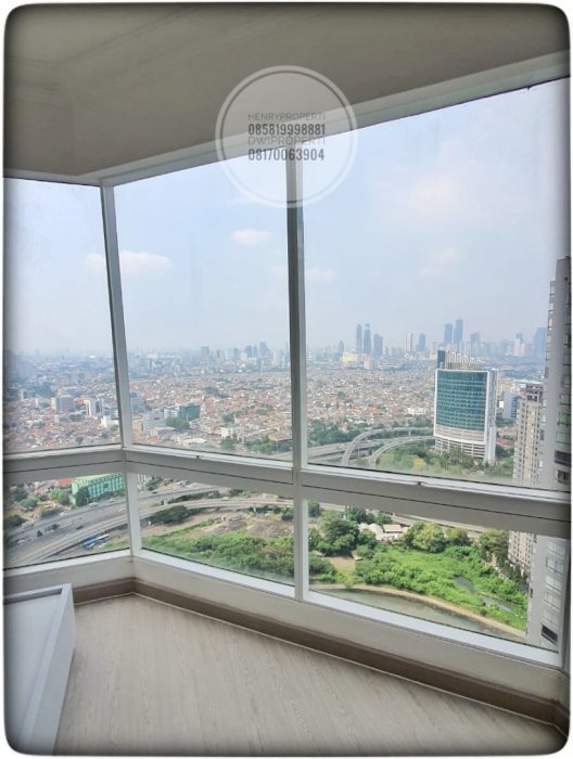 Dijual Unit 3BR Full Furnish  di Taman Anggrek Condominium sudah renov