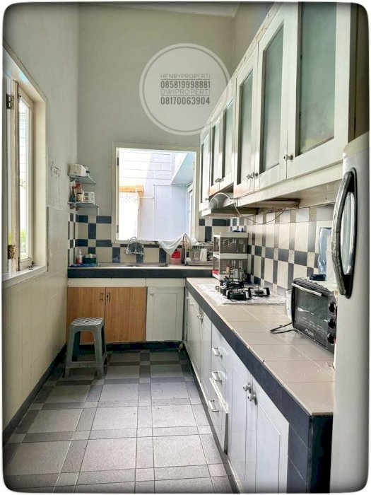 DISEWAKAN UNTUK KOMERSIL/KANTOR Harga sewa 1.5 mily pertahun nego