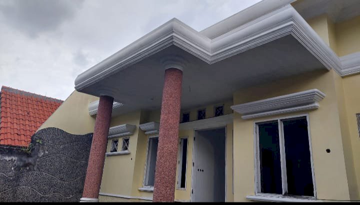 Di Jual Rumah Hitung Tanah Di Gayungsari Surabaya
