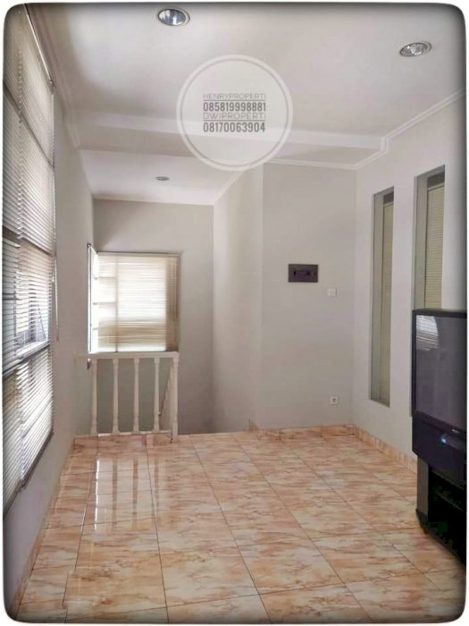 Dijual 4 Rumah di Jl. Lombok Kawasan Menteng Jakarta Pusat